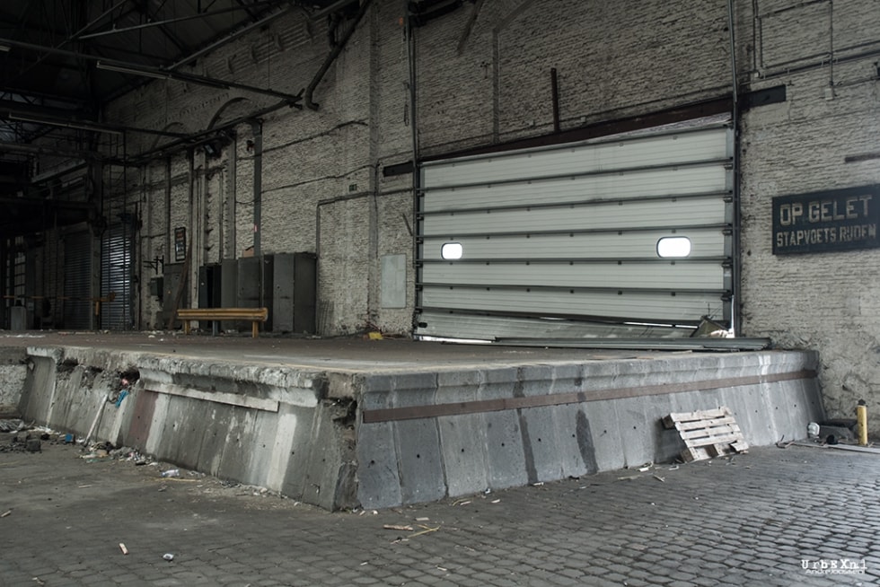 Station Antwerpen-Dokken en -Stapelplaatsen