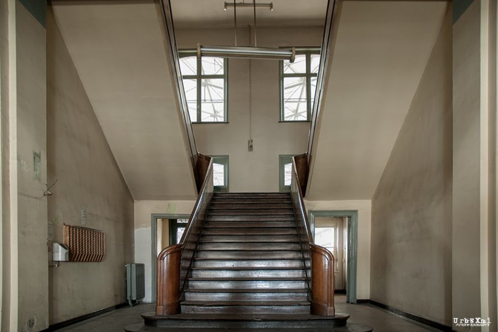 Station Antwerpen-Dokken en -Stapelplaatsen