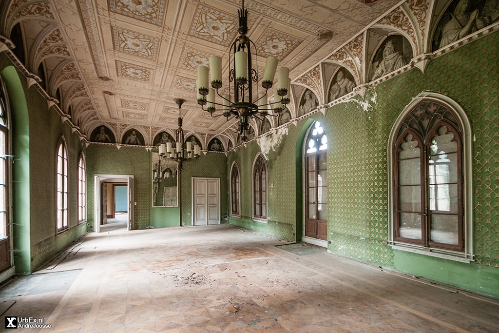 Jagdschloss Reinhardsbrunn - Abandoned and Lost Places