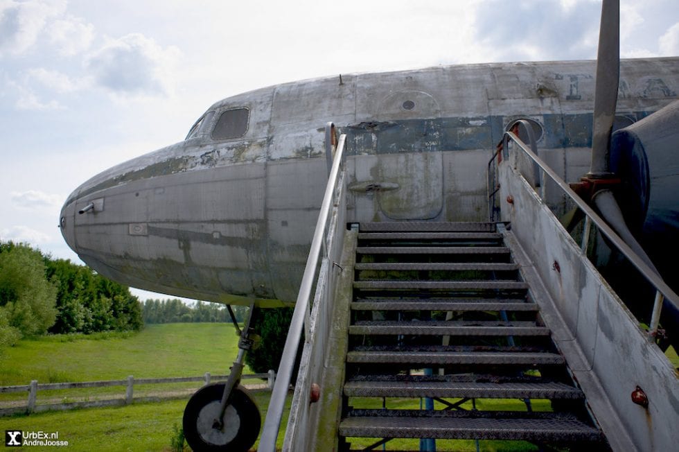 DC-4 Trans Atlantic Airlines