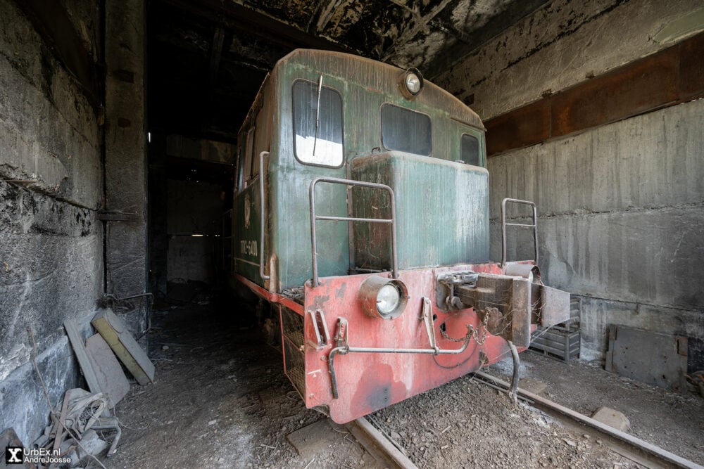 Soviet Train ТГК2-6400